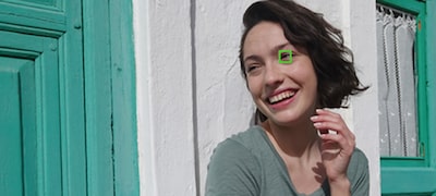 Funkcia automatick&eacute;ho zaostrovania na oči na sn&iacute;manie skvel&yacute;ch portr&eacute;tov a&nbsp;autoportr&eacute;tov