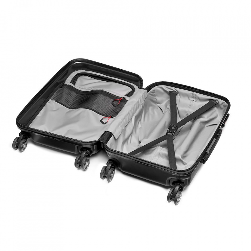 Prazni Manfrotto Spin-55 spreman za putovanje