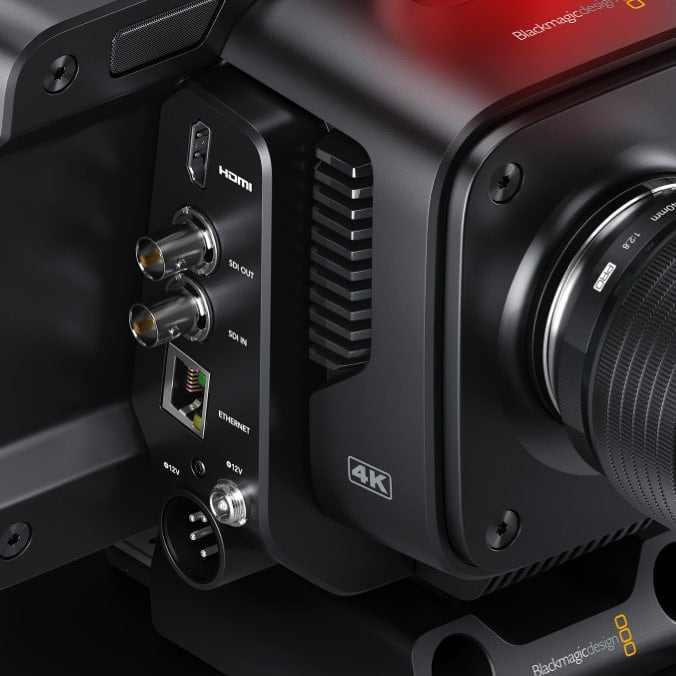 Blackmagic Design Studio Camera 4K Pro G2 – Priključci na bokovima