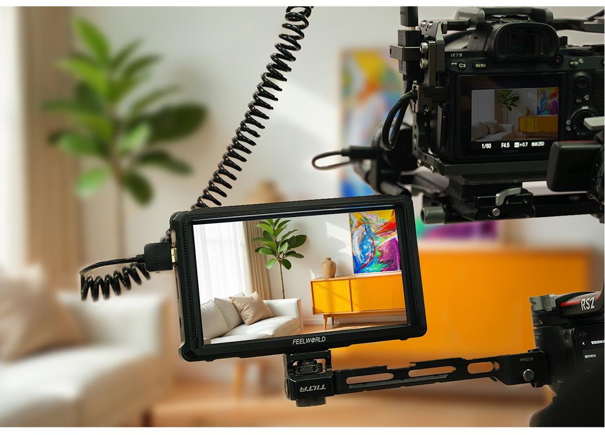 monitor s kamerom za igre