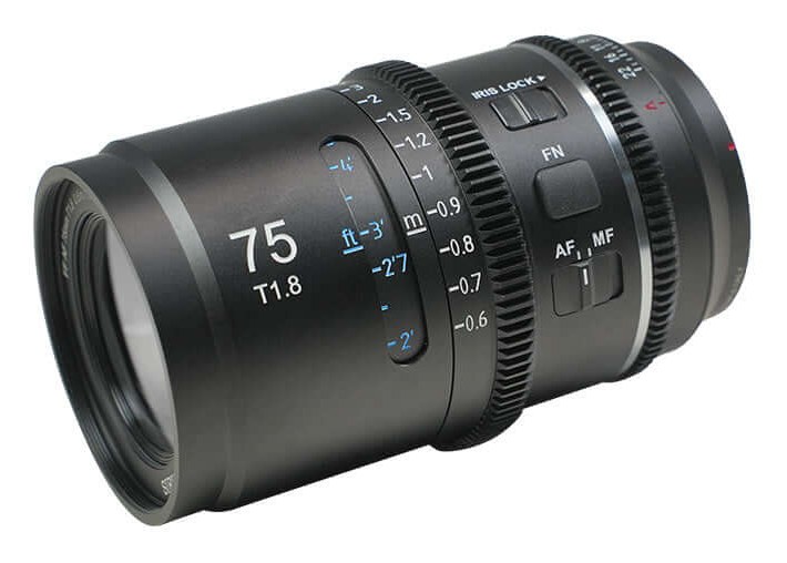 Astra 75 mm: anamorfni autofokus za puni format