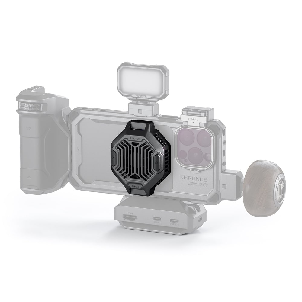 Magnetom na maskicu ili na goli telefon