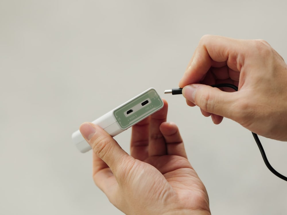 Puni se s bilo kojeg USB izvora