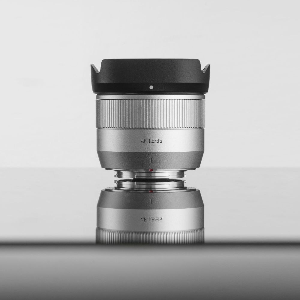 TTArtisan APS-C AF 35mm F1.8 II – Sjenilo objektiva u paketu