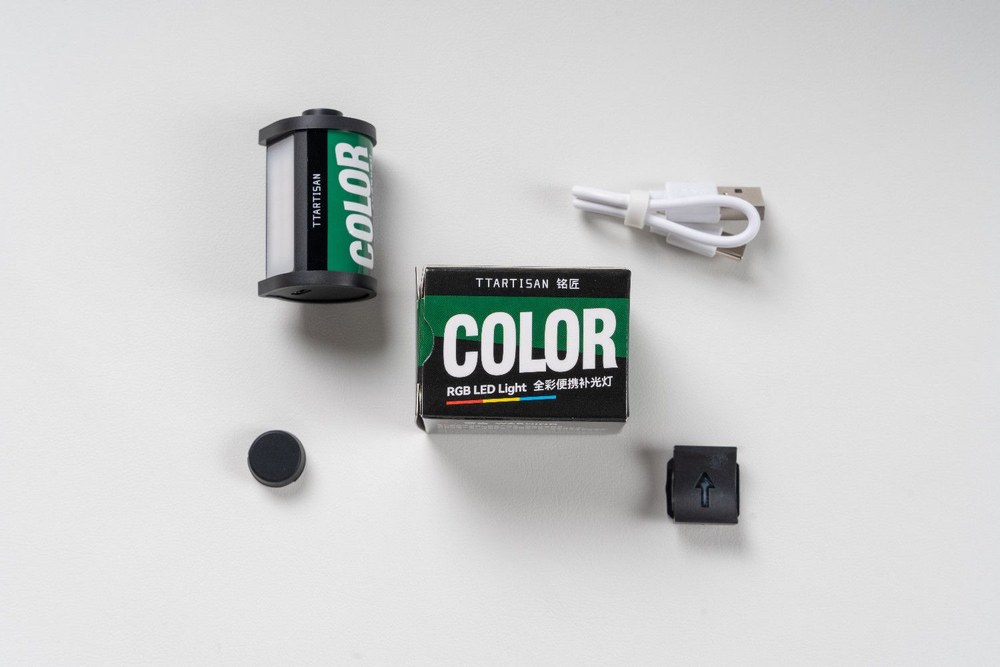 TTArtisan RGB Mini LED Light – U kutiji
