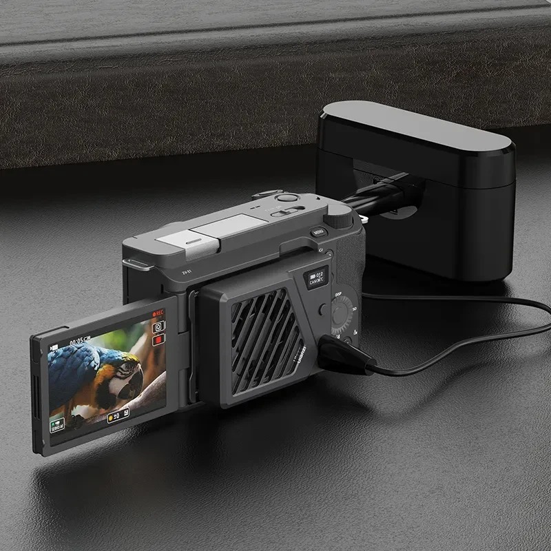 Ulanzi CA25 chladicí ventilátor pro fotoaparáty – Nabíjení i napájení přes USB-C